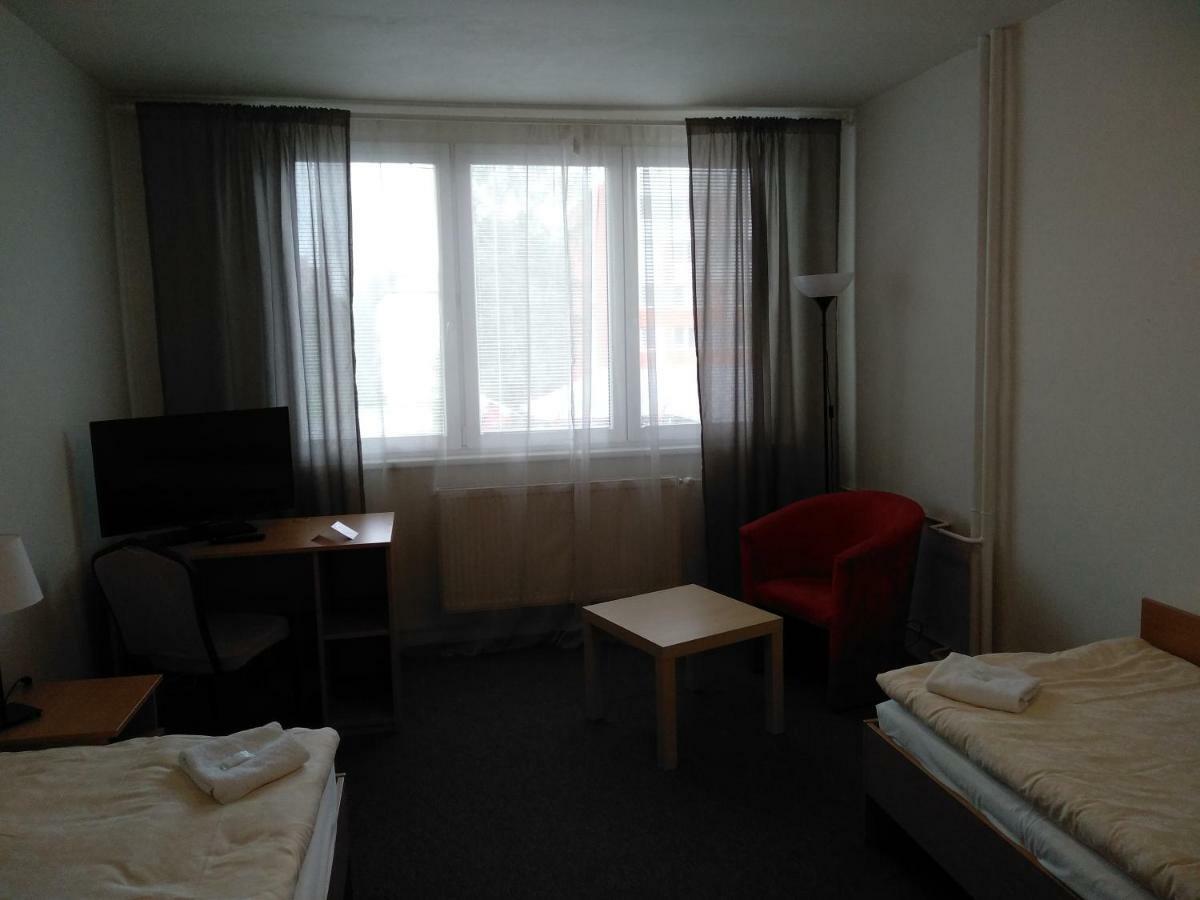 Lc - Hotel Ostrava Exteriör bild
